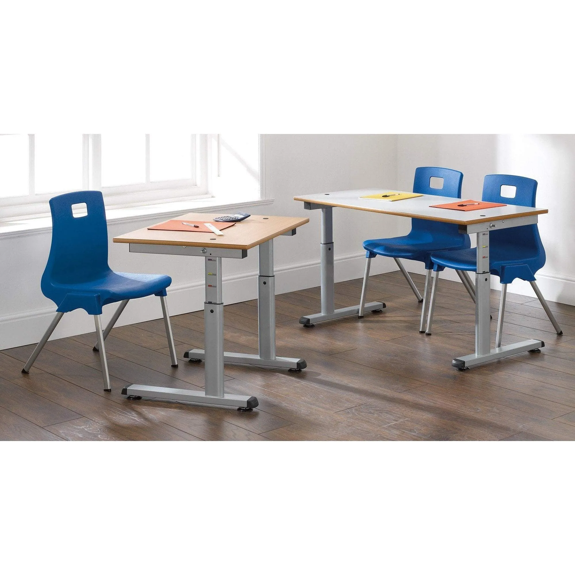 Access Height Adjustable Table