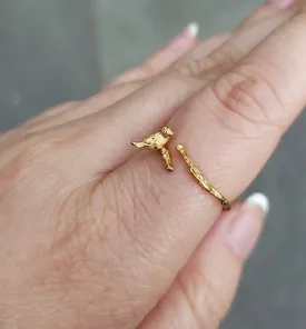 Birds Sitting on a Branch w/ Crystals Ring