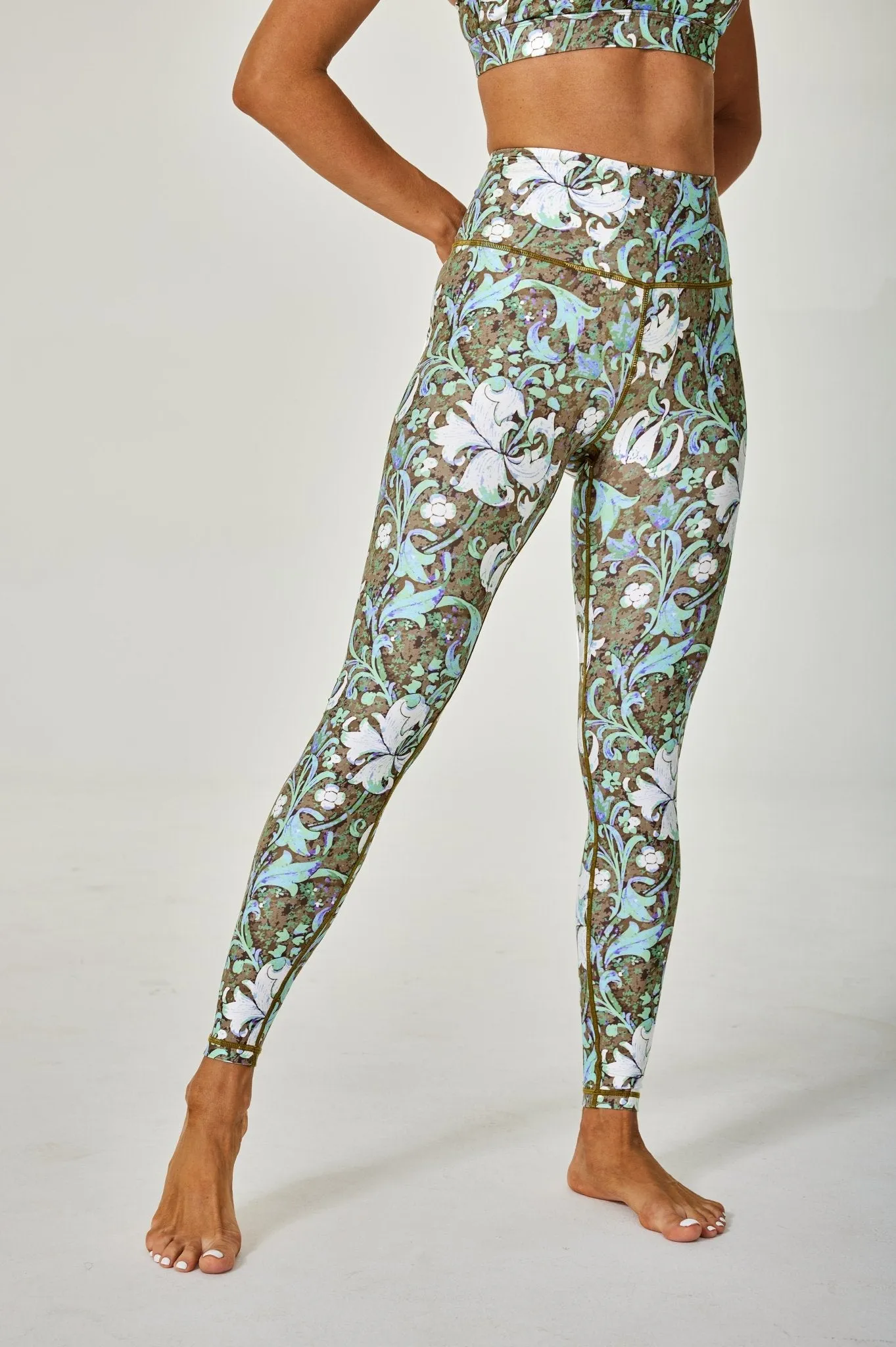 Blossom Revival High-waisted Leggings