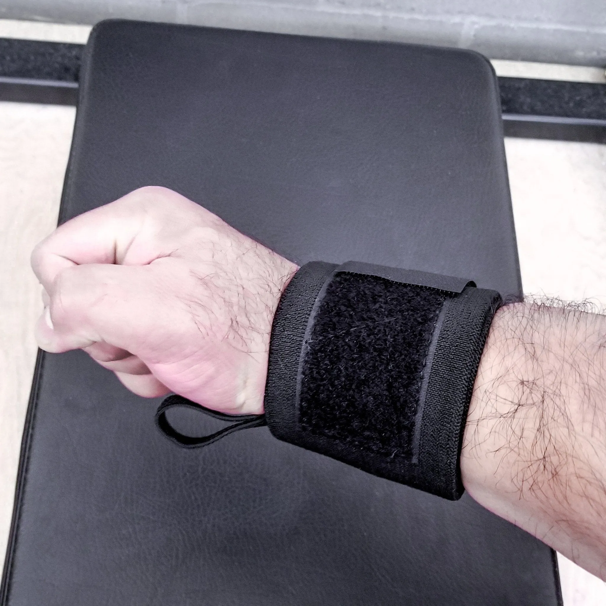 Conquering Barbell - Executioner - Wrist Wraps (All Black) - 24"