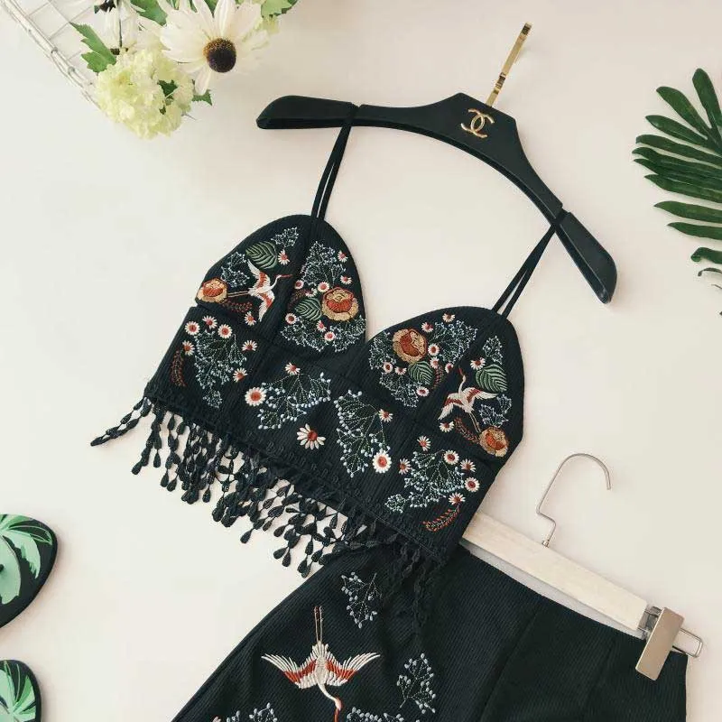 Fashion Embroidered Flower Suspender Two Piece Suit