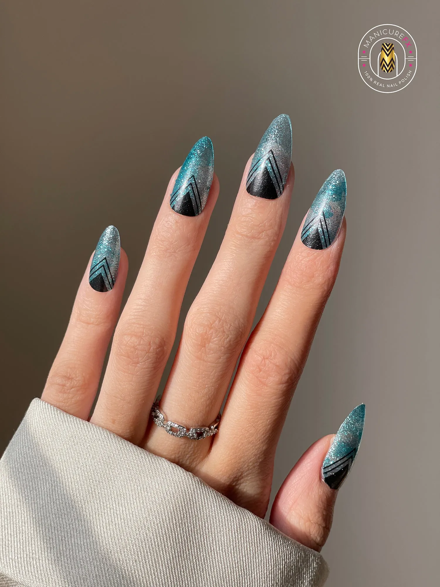 Gentle Skyway Nails - Nail Wraps (Standard)