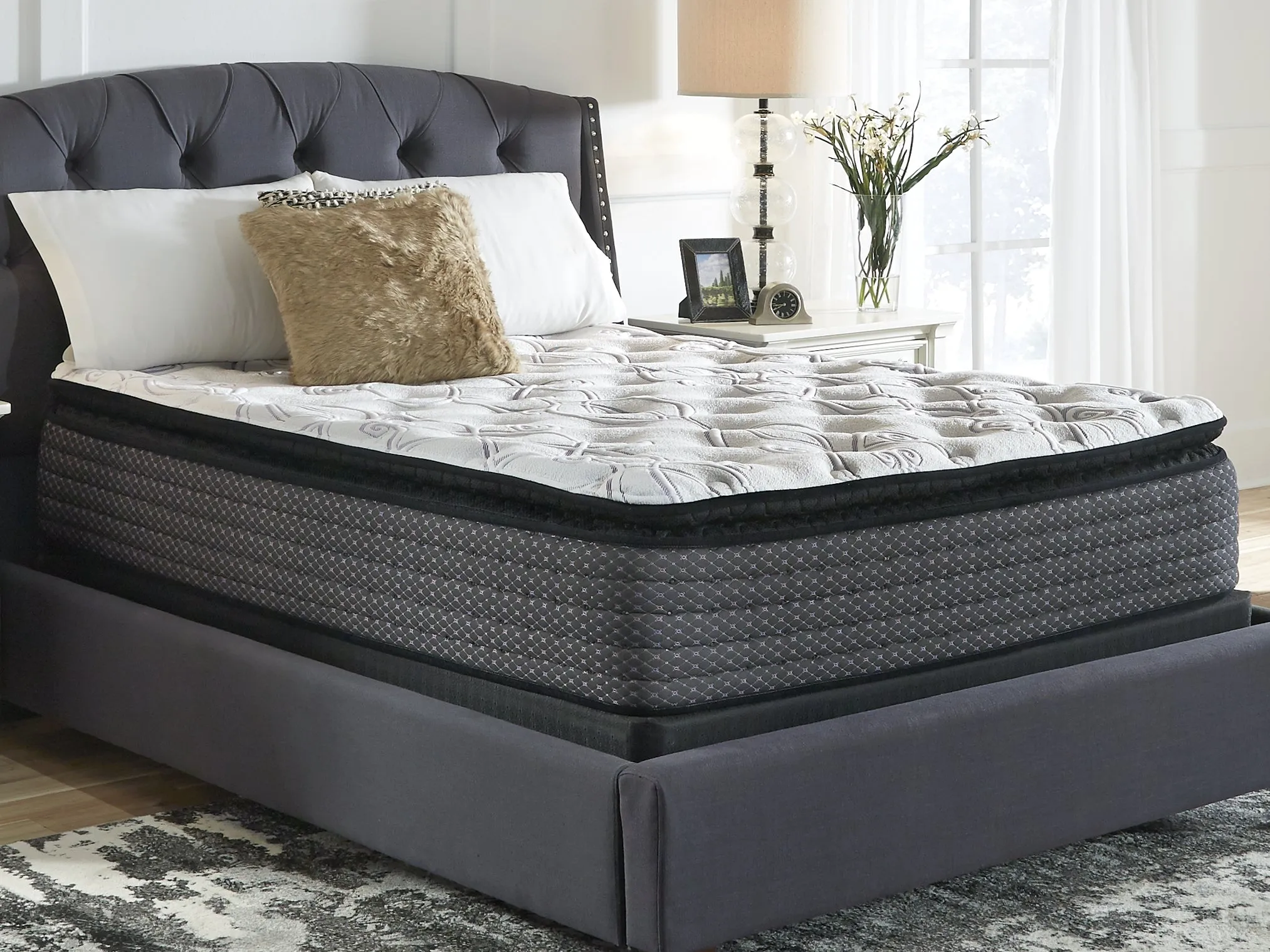 Limited Edition Pillowtop King Mattress with Adjustable Head King Base