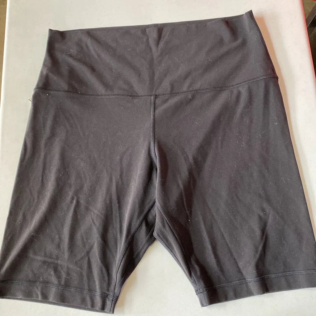 Lululemon Shorts 16