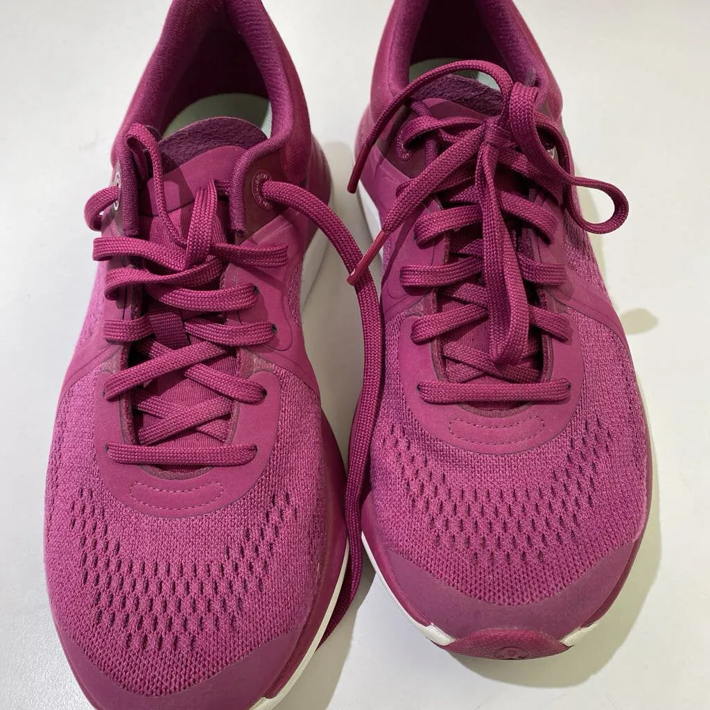 Lululemon sneakers 6.5