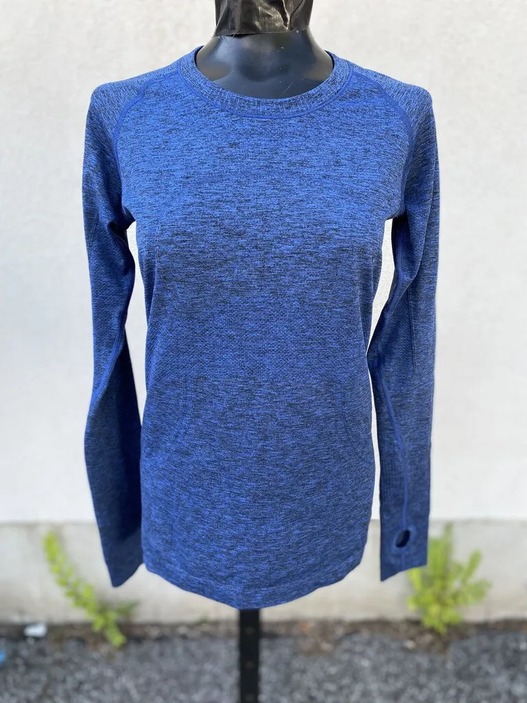 Lululemon stretchy long sleeve top 8