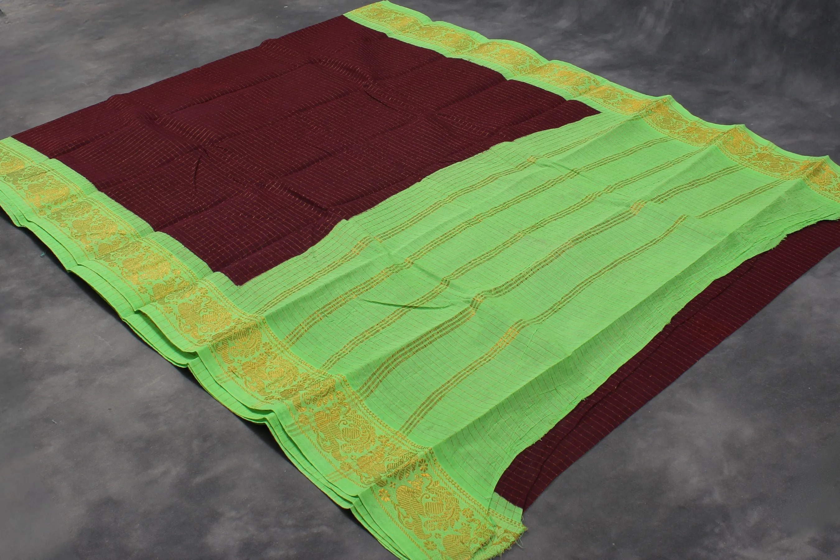 Madurai Sungudi Cotton Saree with Golden Checks & Double Side Zari Border