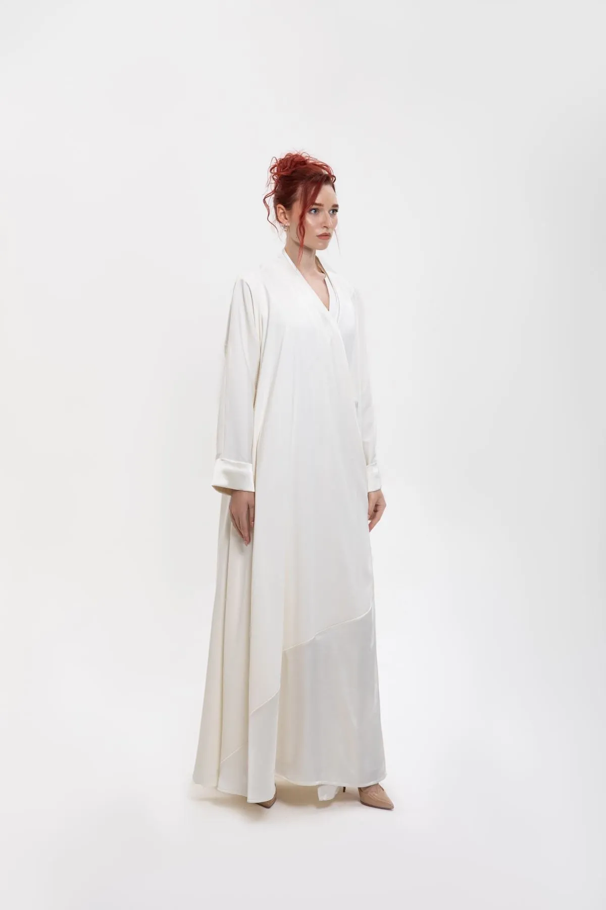 SM2407-OFF WHITE Majestic Harmony Kimono Abaya